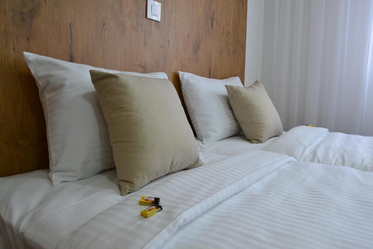 Atos Centar Apartment Celinac Екстериор снимка